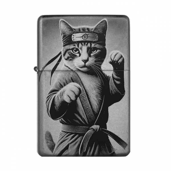 Ninja-Katzen-Feuerzeug mit individueller Gravur – Geschenk für Katzen- und Kampfkunstfans